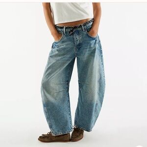 FREE PEOPLE Mid Rise Barrell Jeans  29
